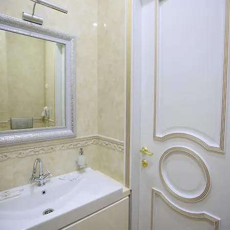 Boutique Spa Casino Hotel Lybid Plaza Khmelnytskyi Exterior photo